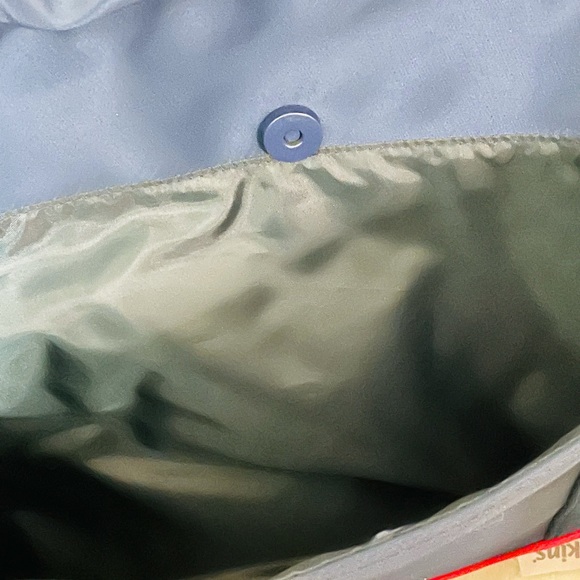 NWT Tommy Hilfiger Blue Duffle Bag - Picture 10 of 12